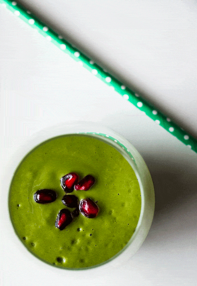 Pomegranate, Kale and Coconut Smoothie