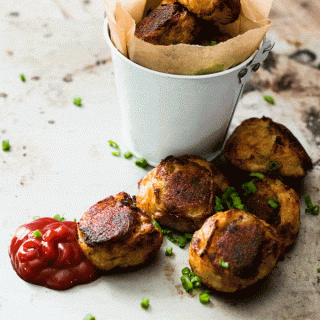 christmas potatoes: Colcannon Irish Potato Tots