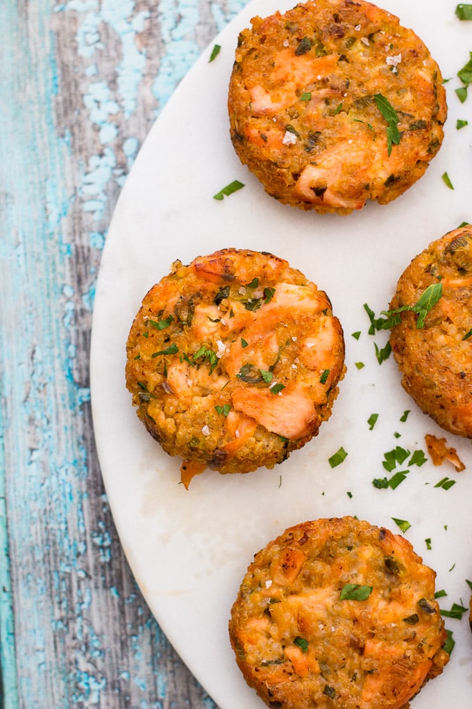 salmon quinoa burgers