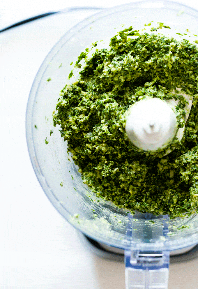 Quick Kale and Walnut Pesto with Sunflower Seeds