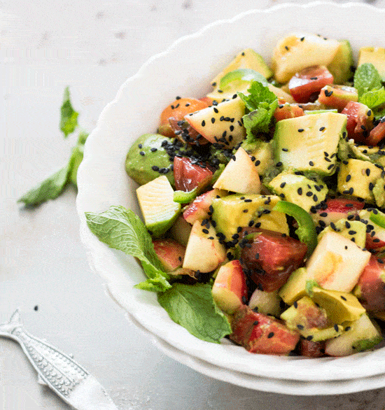 Zesty Heirloom Tomato and Nectarine Salad