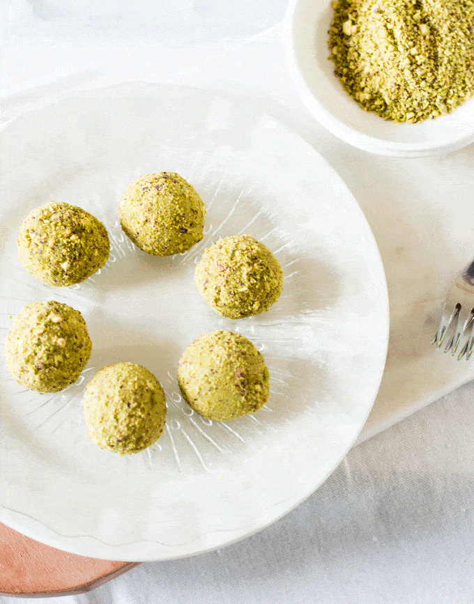 Creamy White Chocolate Pistachio Truffles