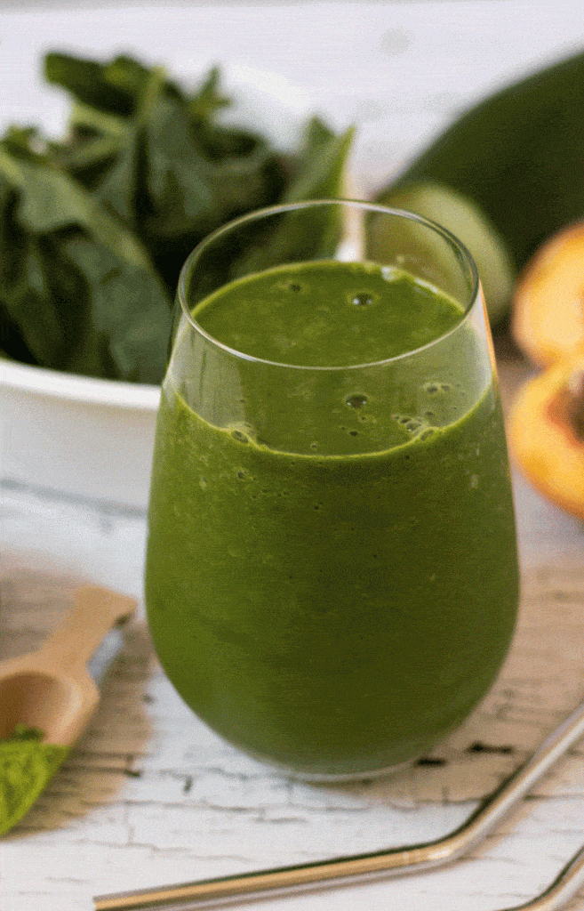 Peaches and Green Power Smoothie