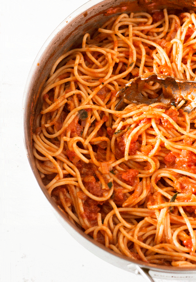 big pot of Vegan Tomato Cream Sauce with Spaghetti
