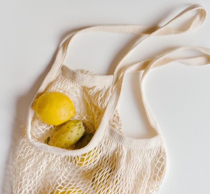 lemons coming home from the market in a hessian bag: reduce food waste