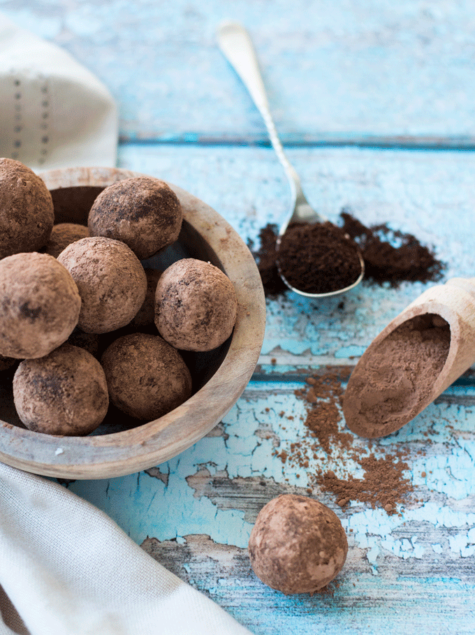 mocha bliss balls