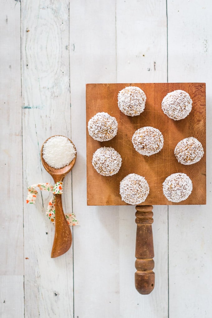 banana energy balls