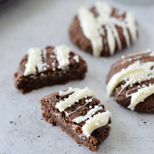 Easy Chocolate Peppermint Almond Flour Cookies