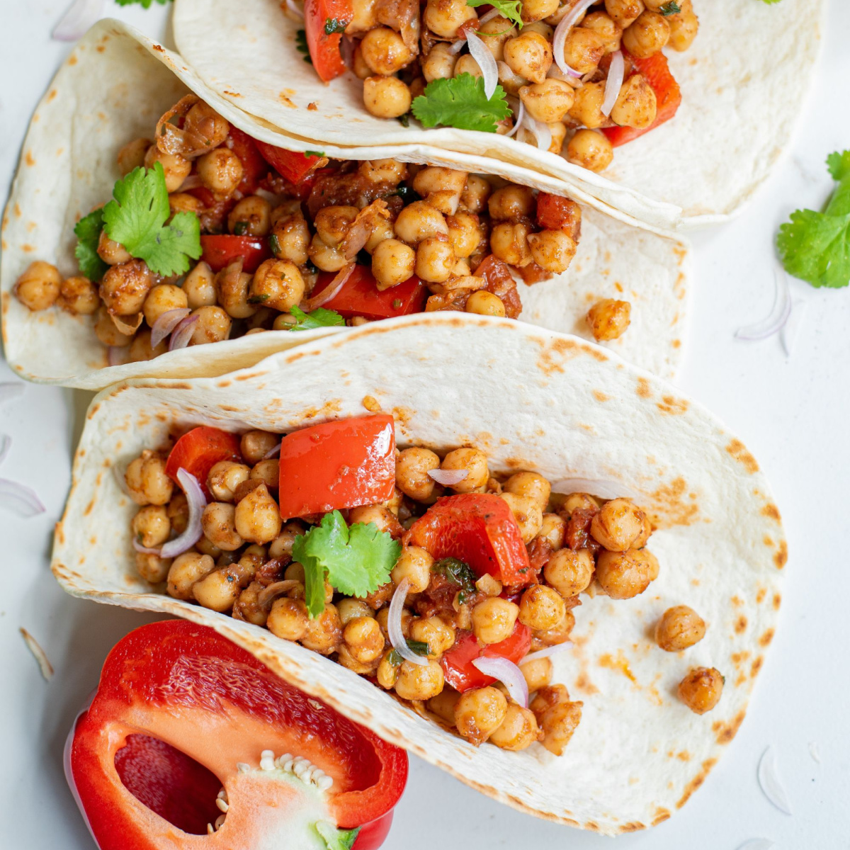 Bell pepper and chickpea tacos